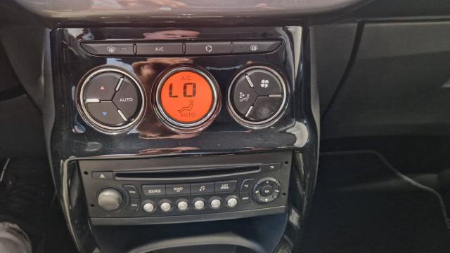 Citroen C3 1.4 hdi Exclusive 70cv FL - Immagine 21