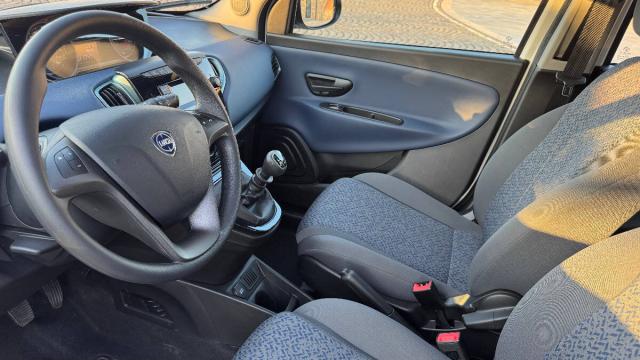 Lancia Ypsilon III 1.0 firefly hybrid 8.000 KM OK NEOP. - Immagine 15
