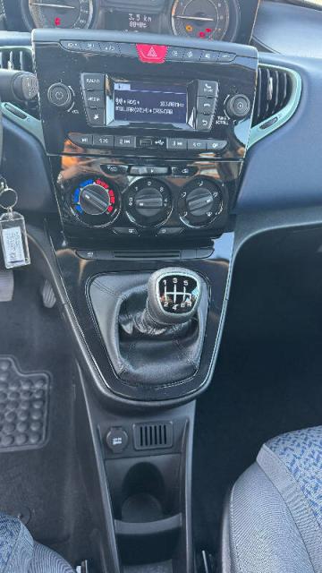 Lancia Ypsilon III 1.0 firefly hybrid 8.000 KM OK NEOP. - Immagine 11