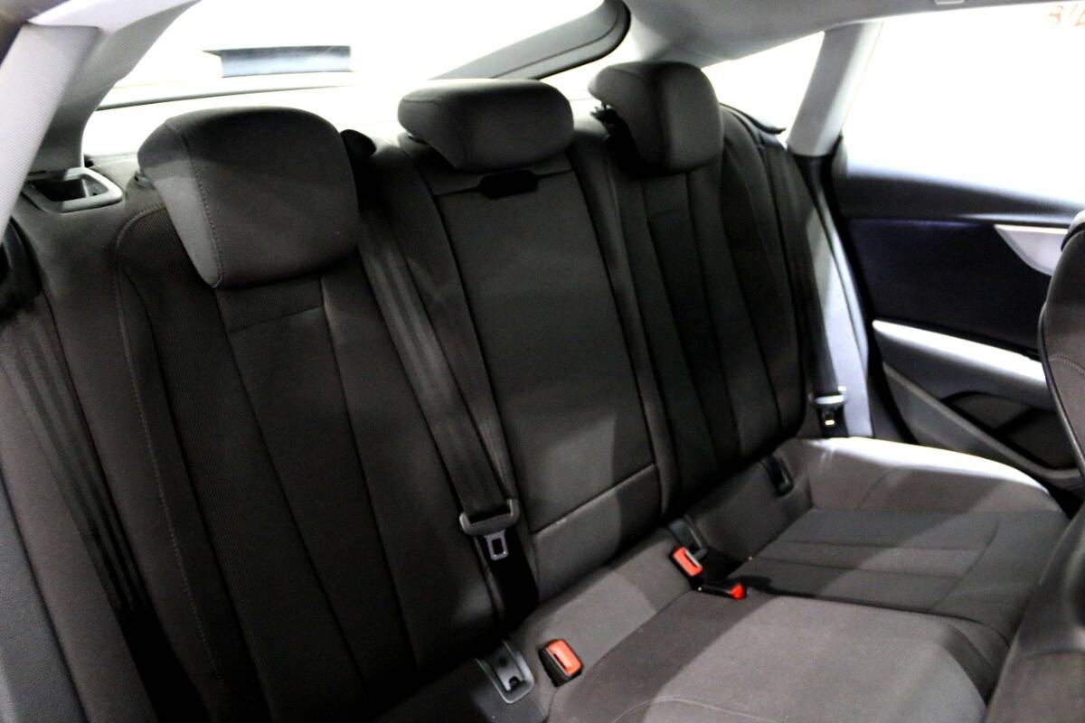 Mercedes GLC 300 d Sport 4matic auto - Immagine 20