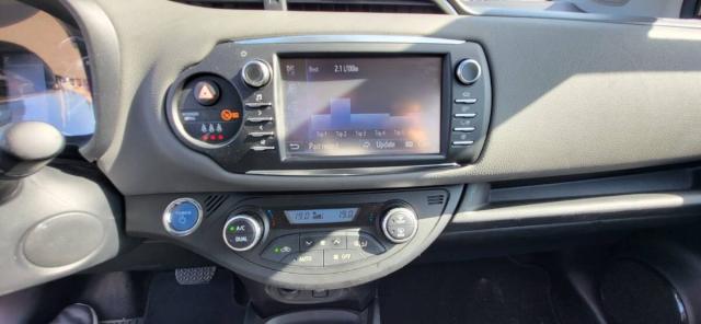 Toyota Yaris 1.5h Business - Immagine 8
