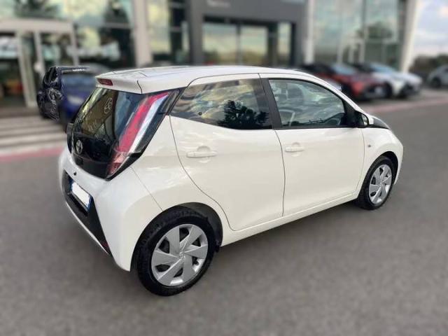 Toyota Aygo 1.0 x-play 5p m-mt my15 - Immagine 2