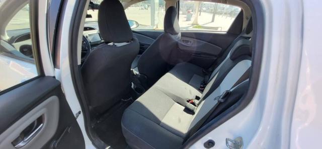 Toyota Yaris 1.5h Business - Immagine 12