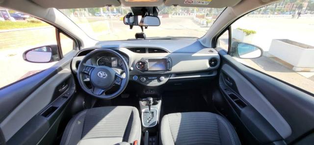 Toyota Yaris 1.5h Business - Immagine 4