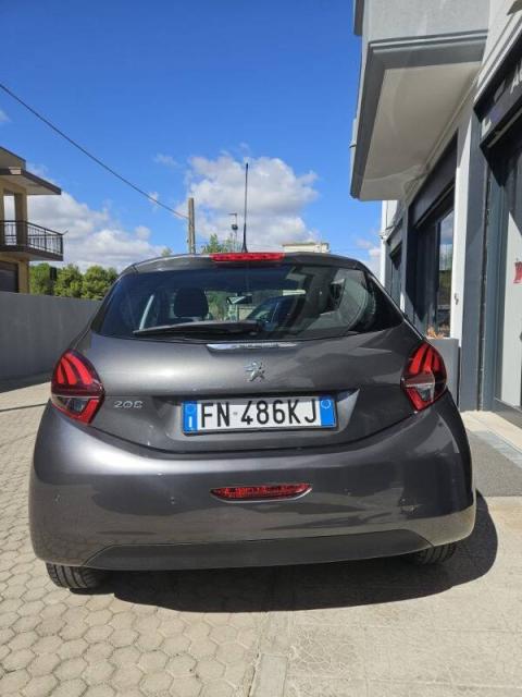 Peugeot 208 1.2 puretech Allure gpl 82cv 5p - Immagine 6