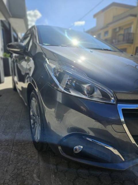 Peugeot 208 1.2 puretech Allure gpl 82cv 5p - Immagine 4