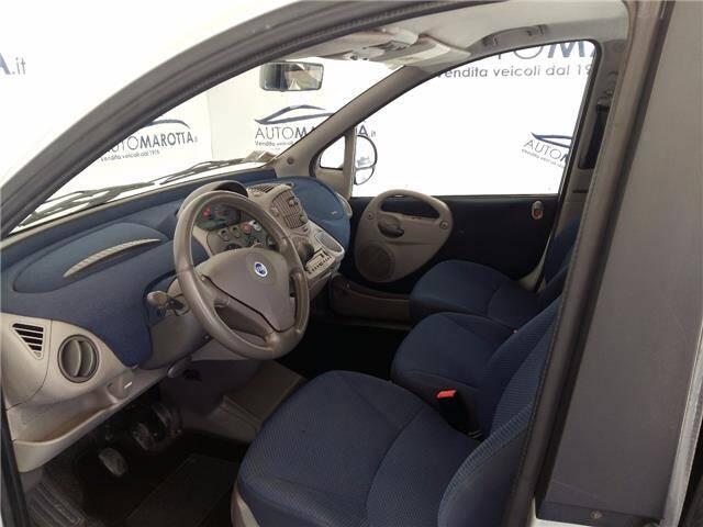 Fiat Multipla 1.6 16v natural power Dynamic - Immagine 4