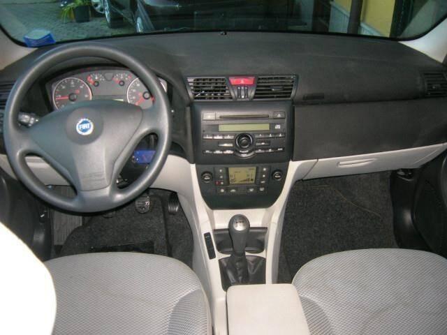 Fiat Stilo 1.9 jtd Dynamic 100cv 5p - Immagine 9
