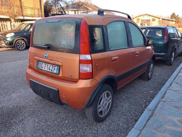 Fiat Panda 1.3 mjt 16v Climbing 4x4 - Immagine 3