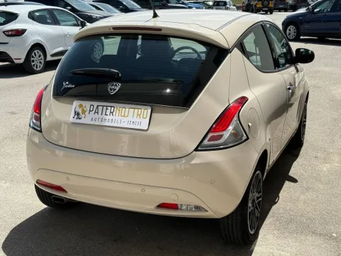 Lancia Ypsilon 1.2 Gold 69cv my18 - Immagine 5