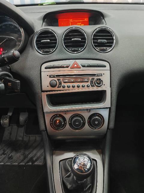 Peugeot 308 SW SW 1.6 hdi 16v AUTO VISTA E PIACIUTA! - Immagine 10
