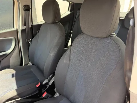 Lancia Ypsilon 1.2 Gold 69cv my18 - Immagine 18
