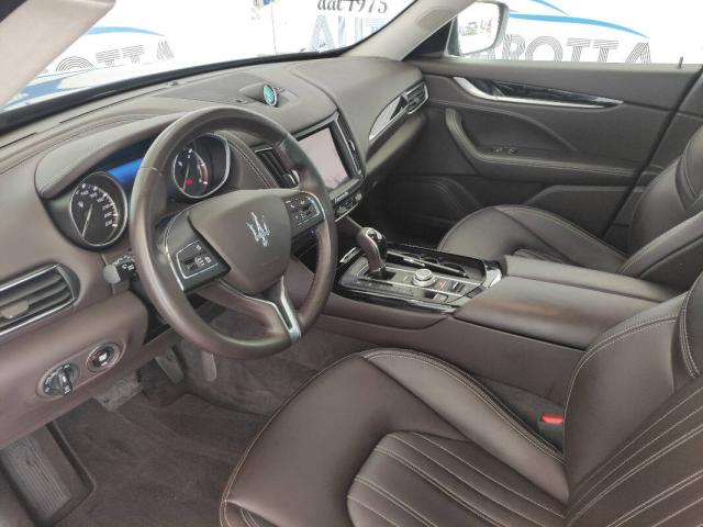 Maserati Levante 3.0 V6 275cv auto TAGLIANDI MASERATI ROSSOCORSA! - Immagine 18