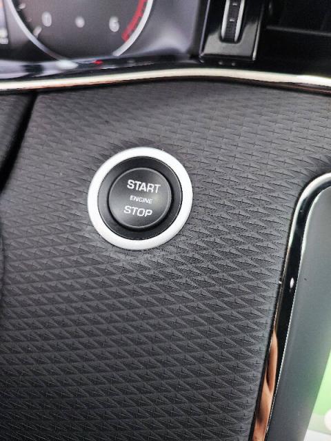 Land Rover Range Rover Evoque 2.0d i4 mhev R-DYNAMIC BLACK EDITION 150cv *PROMO FINANZIAMENTO* - Immagine 1