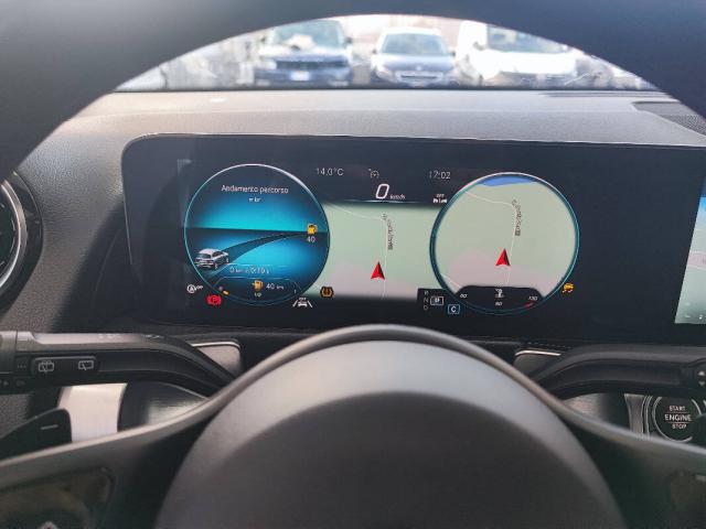Mercedes GLB 180 d Sport Plus TETTO! PELLE! RETRO! - Immagine 14