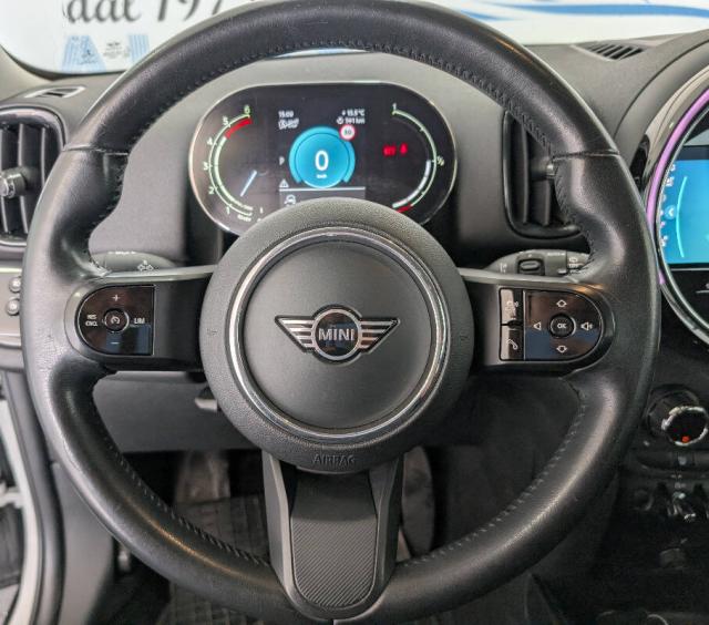 Mini Countryman 2.0 Cooper D Business auto - Immagine 18
