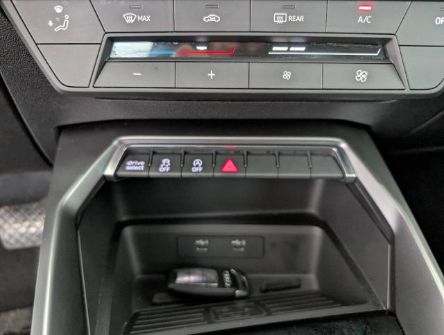 Audi A3 35 2.0 tdi Edition One s-tronic TETTO! - Immagine 3