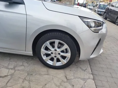 Lynk & Co 01 1.5 td phev auto - Immagine 17