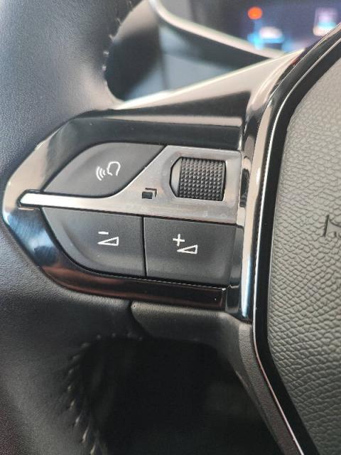 Peugeot 2008 1.2 puretech Allure s&s 130cv - Immagine 18