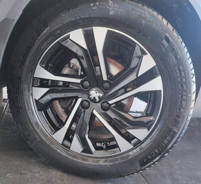 Peugeot 2008 1.2 puretech Allure s&s 130cv - Immagine 9