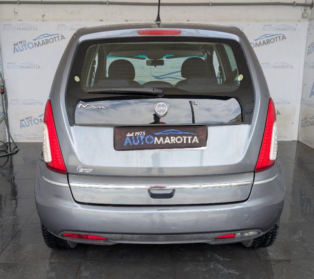 Lancia Musa 1.3 mjt Platino 90cv - Immagine 3