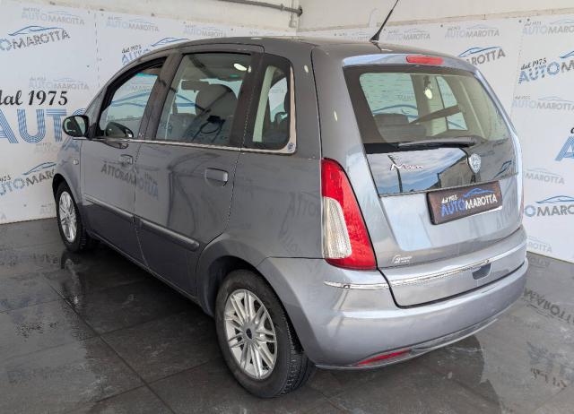 Lancia Musa 1.3 mjt Platino 90cv - Immagine 13