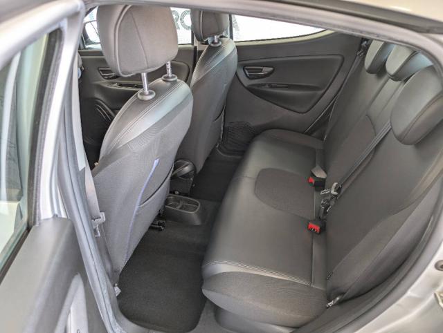 Lancia Ypsilon 1.2 8v Platinum 69cv - Immagine 14
