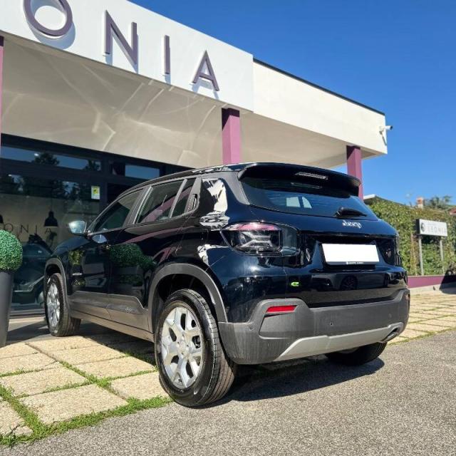 Jeep Avenger 1.2 t. e-hybr.mhev Altitude 110cv edct6 KM 0 - Immagine 13
