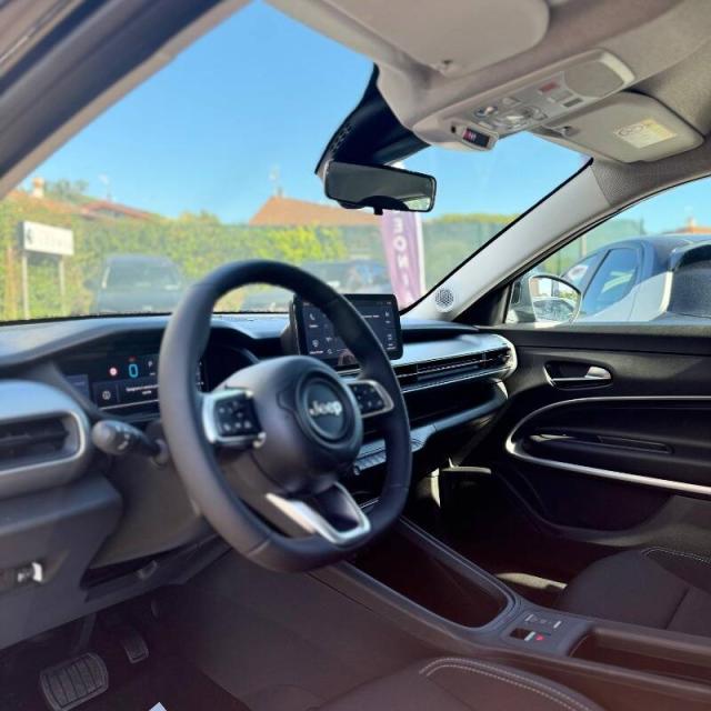 Jeep Avenger 1.2 t. e-hybr.mhev Altitude 110cv edct6 KM 0 - Immagine 8
