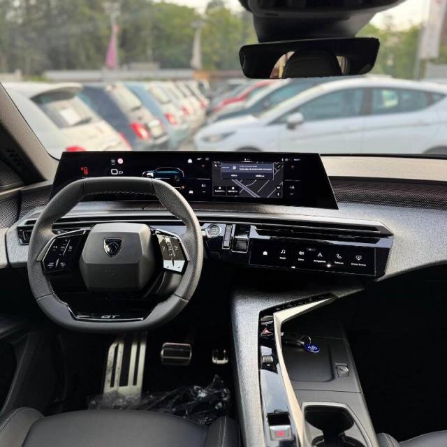 Peugeot 5008 1.2 hybrid GT 145cv e-dcs6 CHILOMETRI ZERO - Immagine 20