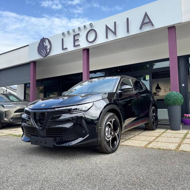 Alfa Romeo Junior 1.2 ibrida Speciale 145cv edct6 CHILOMETRI ZERO! - Immagine 10