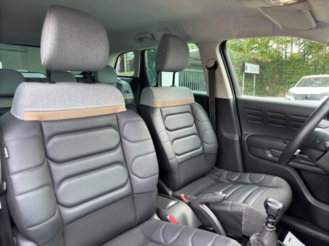 Citroen C3 Aircross 1.5 bluehdi Shine Pack s&s 110cv - Immagine 17