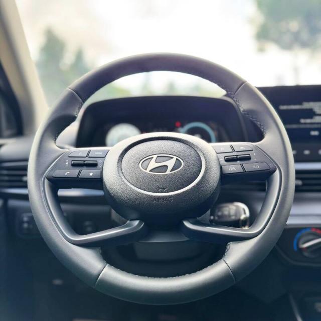 Hyundai i20 1.2 Gpl Connectline 78cv mt CHILOMETRI ZERO! - Immagine 7