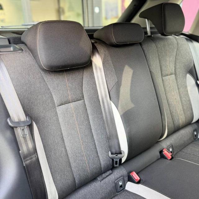 Skoda Kamiq 1.0 tsi Style 95cv - Immagine 12