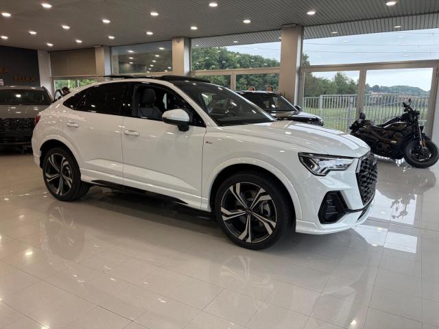 Audi Q3 40 2.0 tdi S line edition quattro 190cv s-tronic - Immagine 10