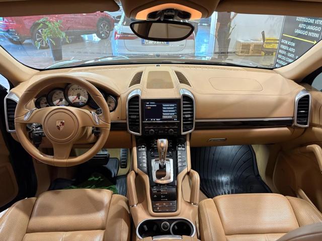 Porsche Cayenne 3.0 V6 tdi 245cv tiptronic - Immagine 3