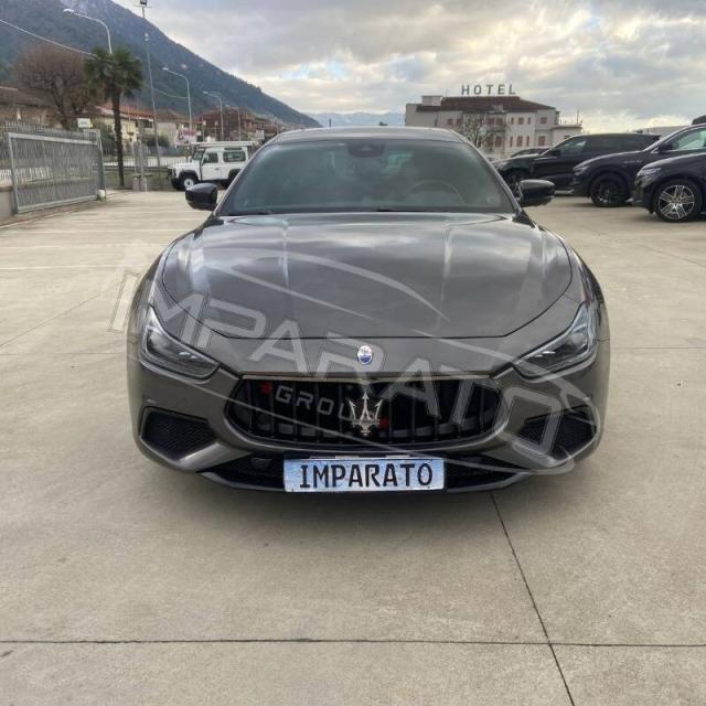 Maserati Ghibli 3.0 V6 Gransport 275cv auto - Immagine 26
