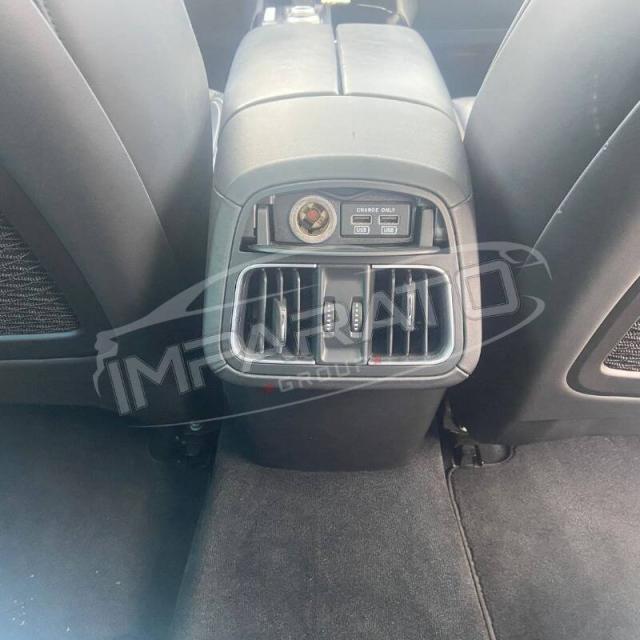 Maserati Levante 3.0 V6 S Granlusso 430cv auto - Immagine 8