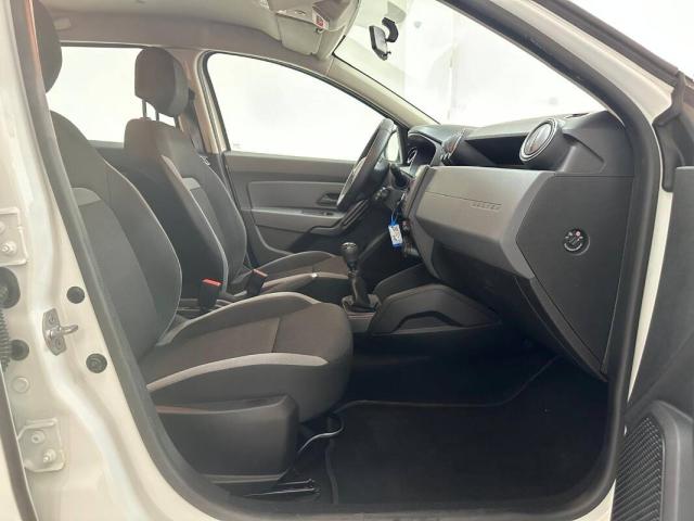 Dacia Duster 1.5 blue dci Essential 4x4 s&s 115cv my19 - Immagine 9