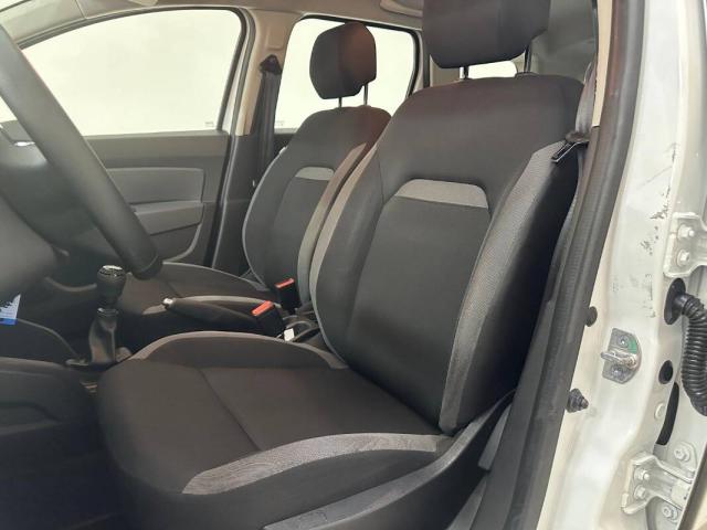 Dacia Duster 1.5 blue dci Essential 4x4 s&s 115cv my19 - Immagine 13