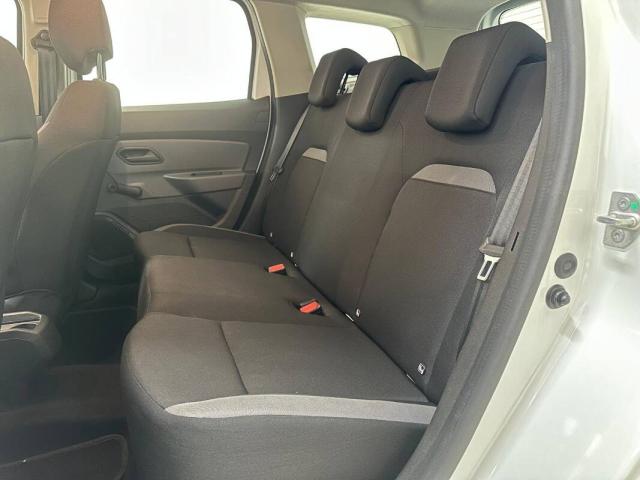 Dacia Duster 1.5 blue dci Essential 4x4 s&s 115cv my19 - Immagine 1