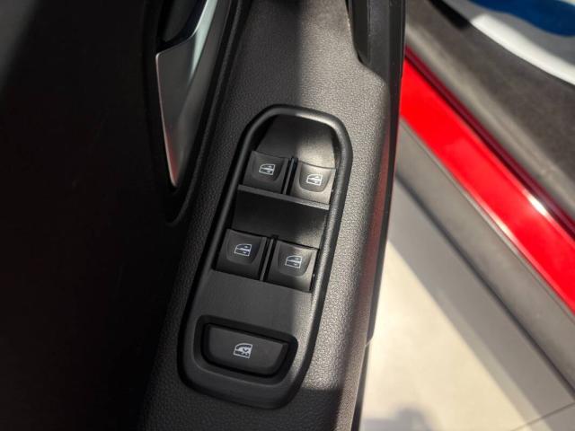 Dacia Duster II 1.0 tce Comfort Gpl 4x2 100cv - Immagine 14