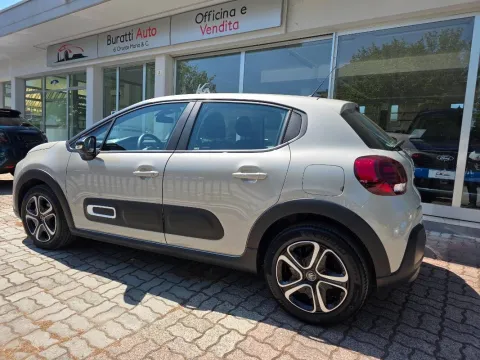 Citroen C3 1.2 puretech Feel Pack s&s 83cv neopatentati - Immagine 2