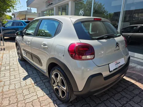 Citroen C3 1.2 puretech Feel Pack s&s 83cv neopatentati - Immagine 3