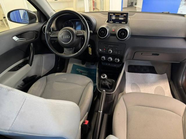 Audi A1 1.6 tdi Attraction 90cv - Immagine 5