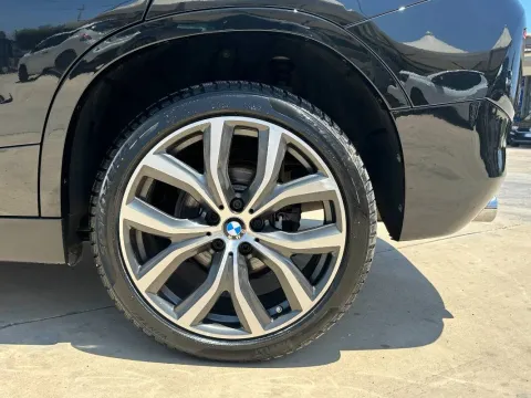 Jaguar E-Pace 2.0d i4 R-Dynamic HSE awd 150cv auto my19 - Immagine 10