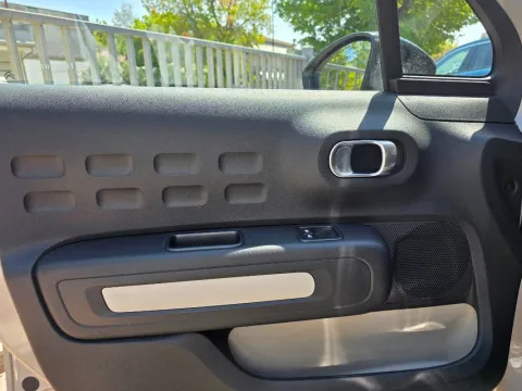 Citroen C3 1.2 puretech Feel Pack s&s 83cv neopatentati - Immagine 13