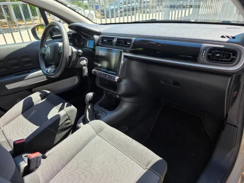 Citroen C3 1.2 puretech Feel Pack s&s 83cv neopatentati - Immagine 19