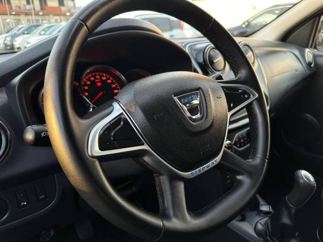 Dacia Sandero 0.9 tce Comfort s&s 90cv my19 - Immagine 16