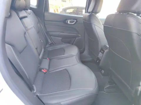 Volkswagen Tiguan 2.0 tdi Life 150cv dsg - Immagine 11